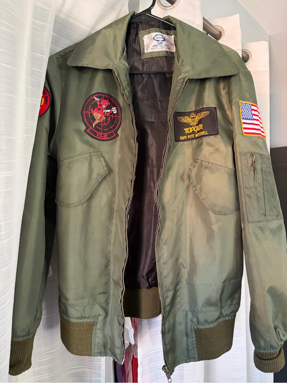 Men’s TOP GUN Olive Green Flight Jacket with Patch Details